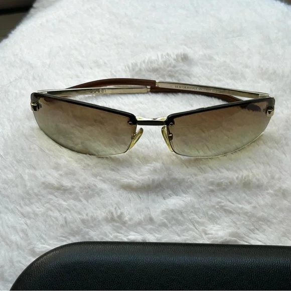 Gucci Italy GG1796S 3YGYT Rimless Sunglasses EUC Gold Frames  display picture 1